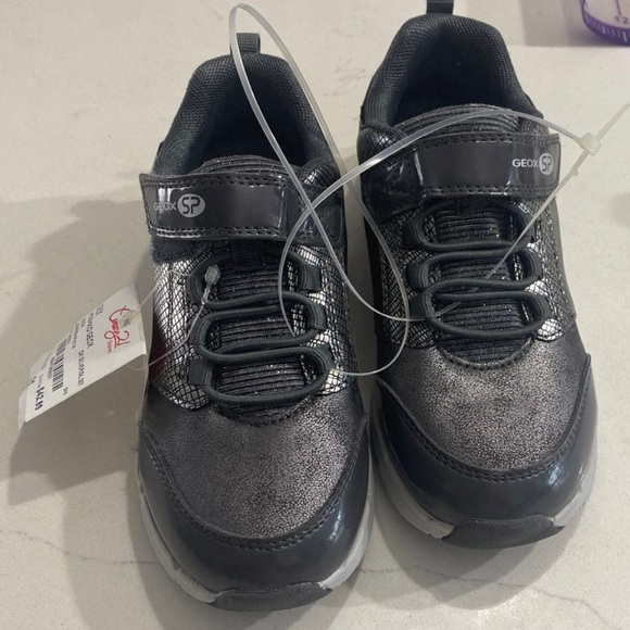 Geox sneakers size 31 - Picture 1 of 5